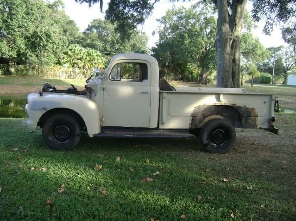 1952 Ford F2  for Sale $13,495 