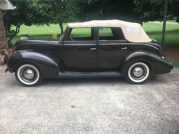 1938 Ford Deluxe  for Sale $40,995 