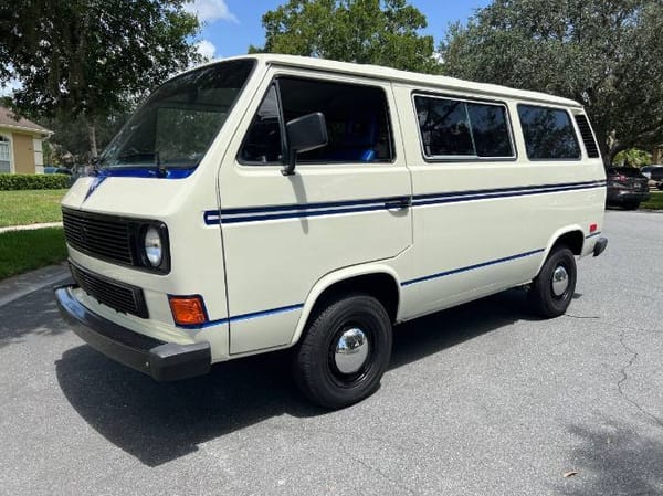 1985 Volkswagen Vanagon  for Sale $18,995 