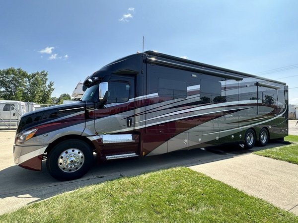 2022 Renegade 45' XL  for Sale $550,000 