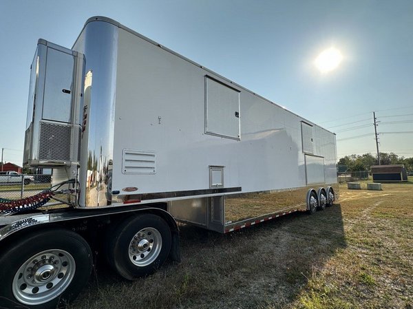 2016 Renegade 16' Liftgate  for Sale $195,000 