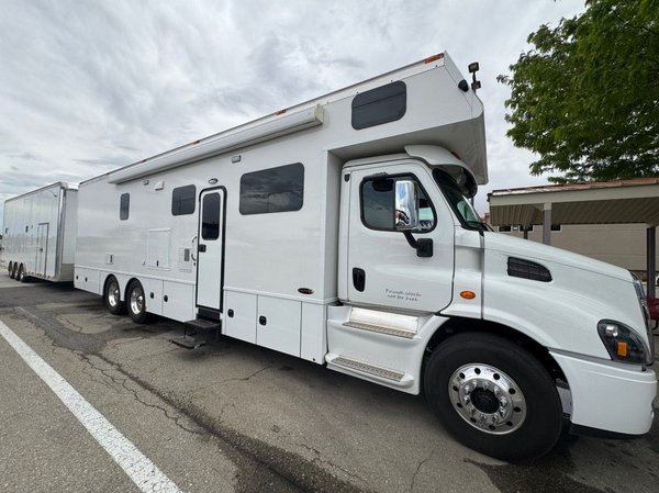 ** 2018 Renegade Classic 3000AM ** 