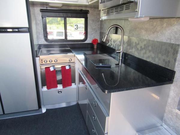 2020 36' 5TH WHEEL ATC ALL ALUMINUM TOY HAULER LOADED for Sale $113,999