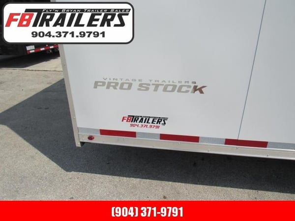 2022 Vintage Trailers 34ft Pro Stock Bath Package Car / Raci  for Sale $57,999 