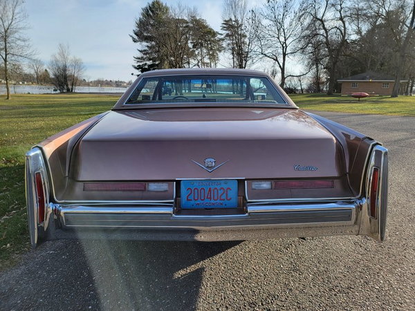 1975 Cadillac Sedan DeVille  for Sale $13,500 