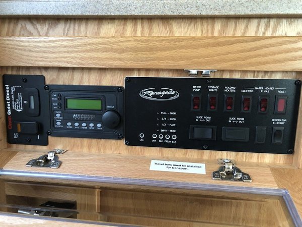 2010 Renegade 39' Motorhome/Toterhome