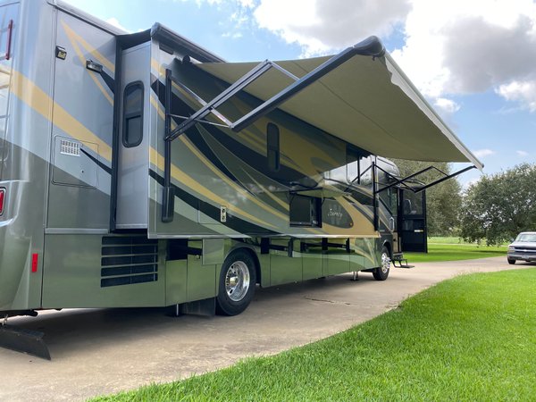 Winnebago Journey 40t for Sale $129,500