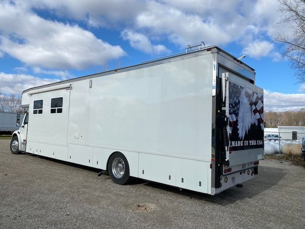 2006 Haulmark 16' Garage for Sale $124,900