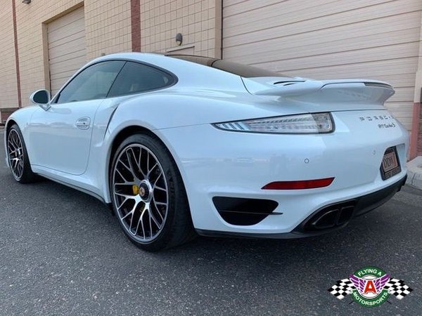 2015 Porsche 911