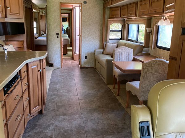 Winnebago Journey 40t for Sale $129,500