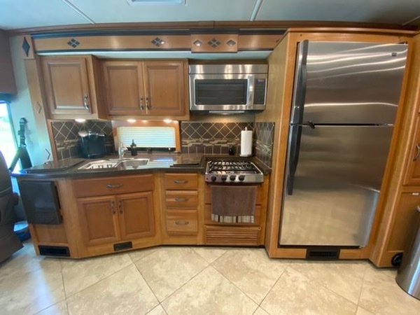 Fleetwood 38k Expedition for Sale $155,000