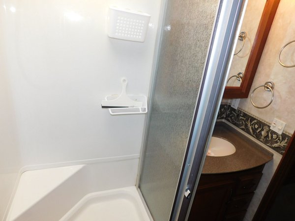 39L FLEETWOOD DISCOVERY for Sale $63,900