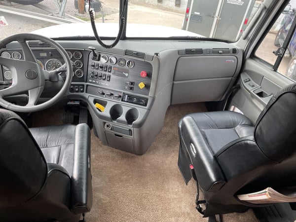 2007 Freightliner Columbia Optima  for Sale $195,000 