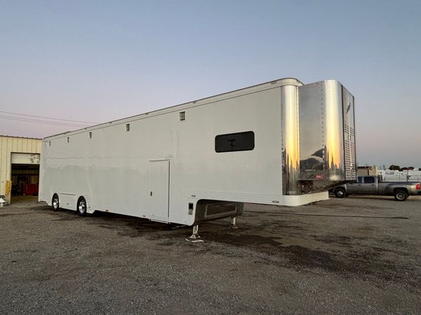 1997 featherlite hauler