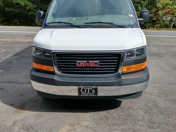 2022 GMC Savana 2500 