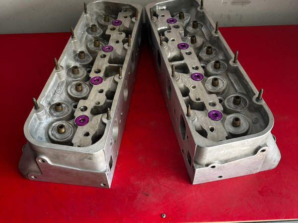 SB2.2 Chevrolet Aluminum Heads Bare 3033