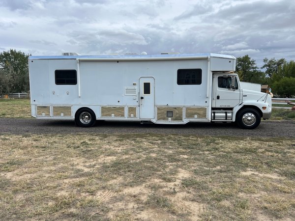 2001 Showhauler FL112  for Sale $109,000 