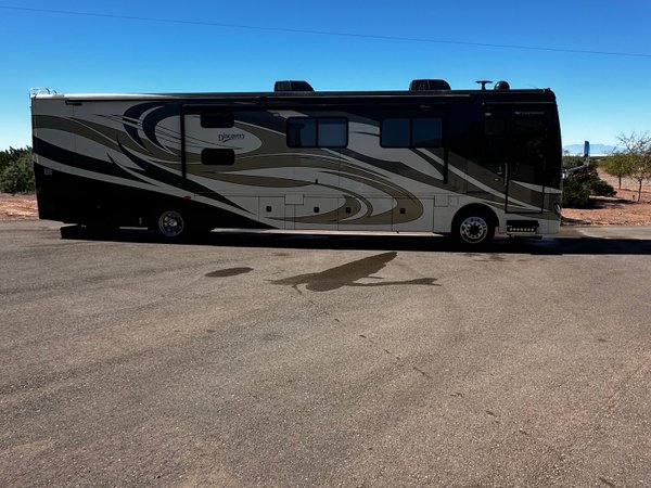Fleetwood Discovery 40G  for Sale $95,000 
