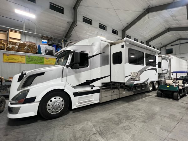 2006 Kingsley Coach 43’  for Sale $167,500 