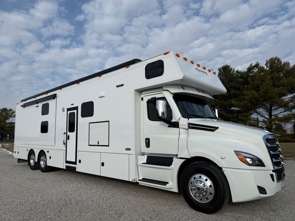 2026 Renegade 45CBF Motorcoach  for Sale $632,016 