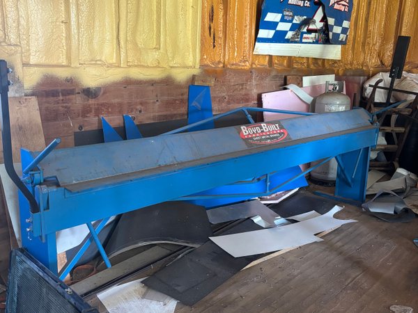Sheet metal brake 