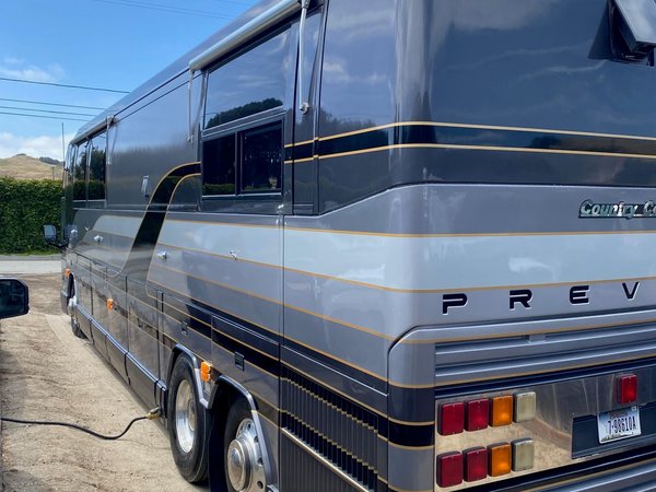 1991 Prevost Country Coach