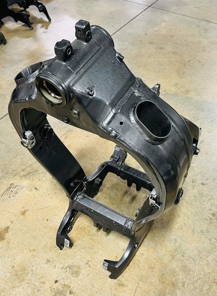 CUT FRAME RAIL GEN 2 OEM HAYABUSA FRAME 20082020 SUZUKI HAY for Sale