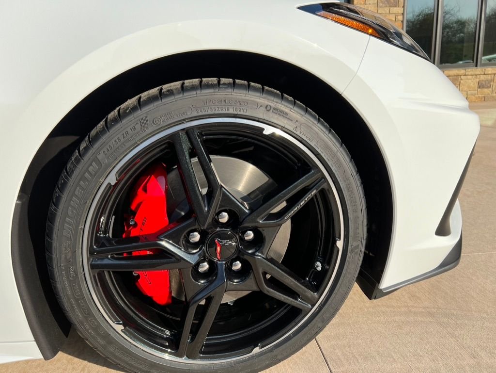 2022 Chevrolet Corvette - 2022 Corvette C8 Hard Top Convertable 3LT Loaded 52 Miles - New - VIN 1G1YC3D45N5117875 - 52 Miles - 8 cyl - 2WD - Automatic - Convertible - White - Kansas City, MO 64152, United States