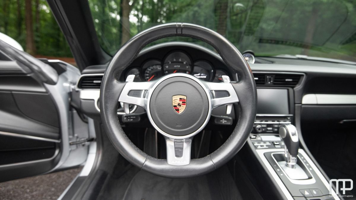 2016 Porsche 911 - 2016 Porsche 911 Targa 4 GTS (991.1) - Used - VIN WP0BB2A92GS136849 - 6,046 Miles - 6 cyl - AWD - Automatic - Convertible - Silver - Atlanta, GA 30360, United States