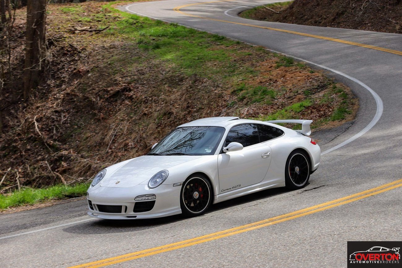 2012 Porsche 911 - 2012 911 Carrera 4 GTS Aero Kit w/6 speed manual. Carrera White w/black interior. - Used - VIN WP0AB2A95CS720877 - 42,500 Miles - 6 cyl - 4WD - Manual - Coupe - White - Knoxville, TN 37922, United States