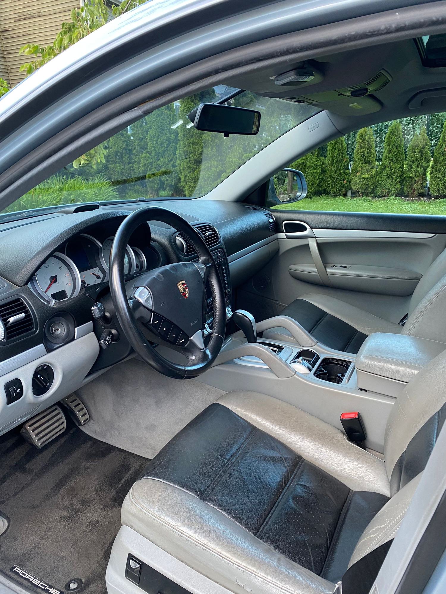 2006 Porsche Cayenne - 2006 Porsche Cayenne S Titanium Edition - Used - VIN WP1AB29P36LA68017 - 107,000 Miles - 8 cyl - AWD - Automatic - SUV - Silver - Stamford, CT 06902, United States
