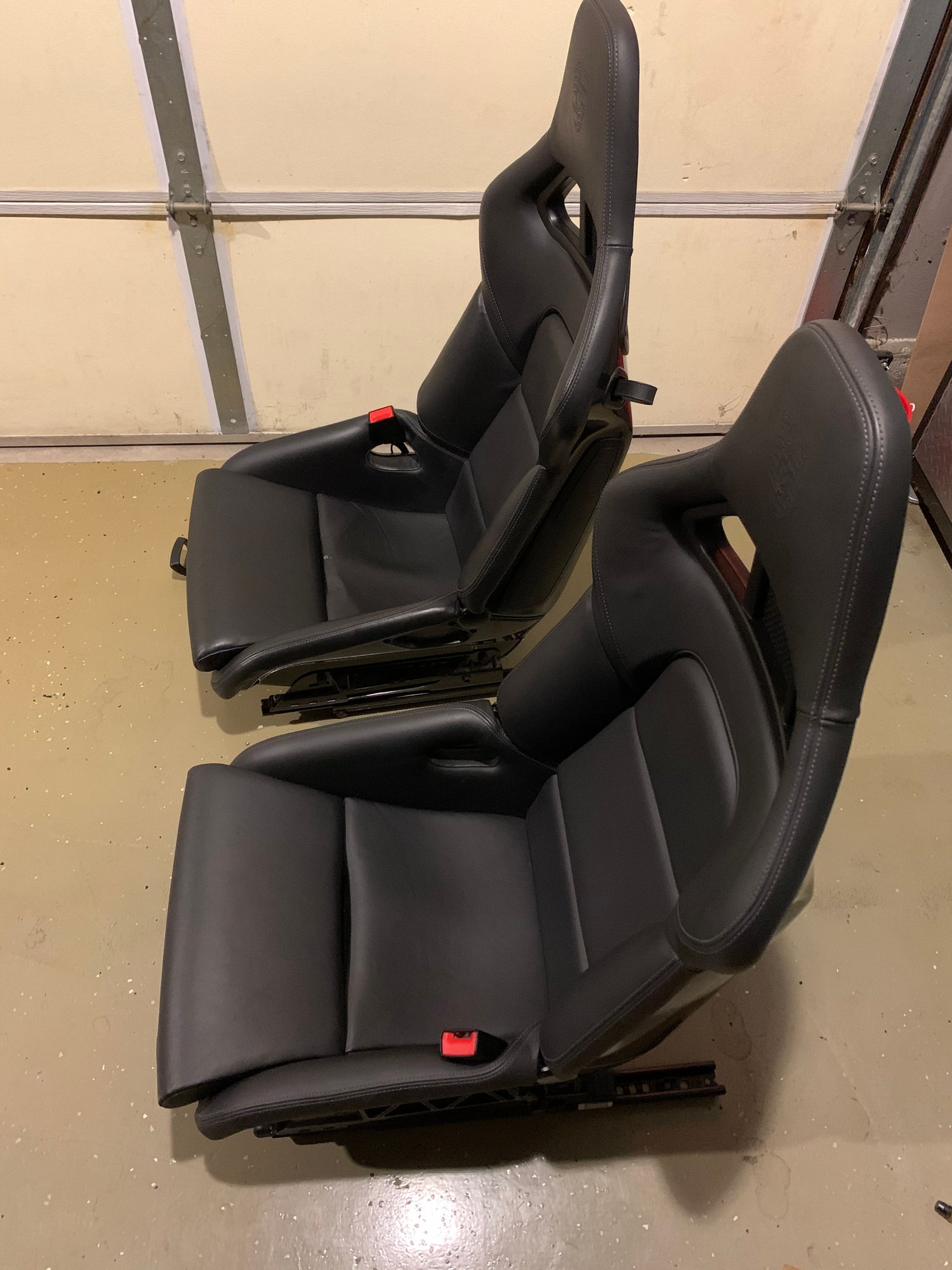 Interior/Upholstery - GT2 Carbon Seats - Used - Corona, CA 92880, United States