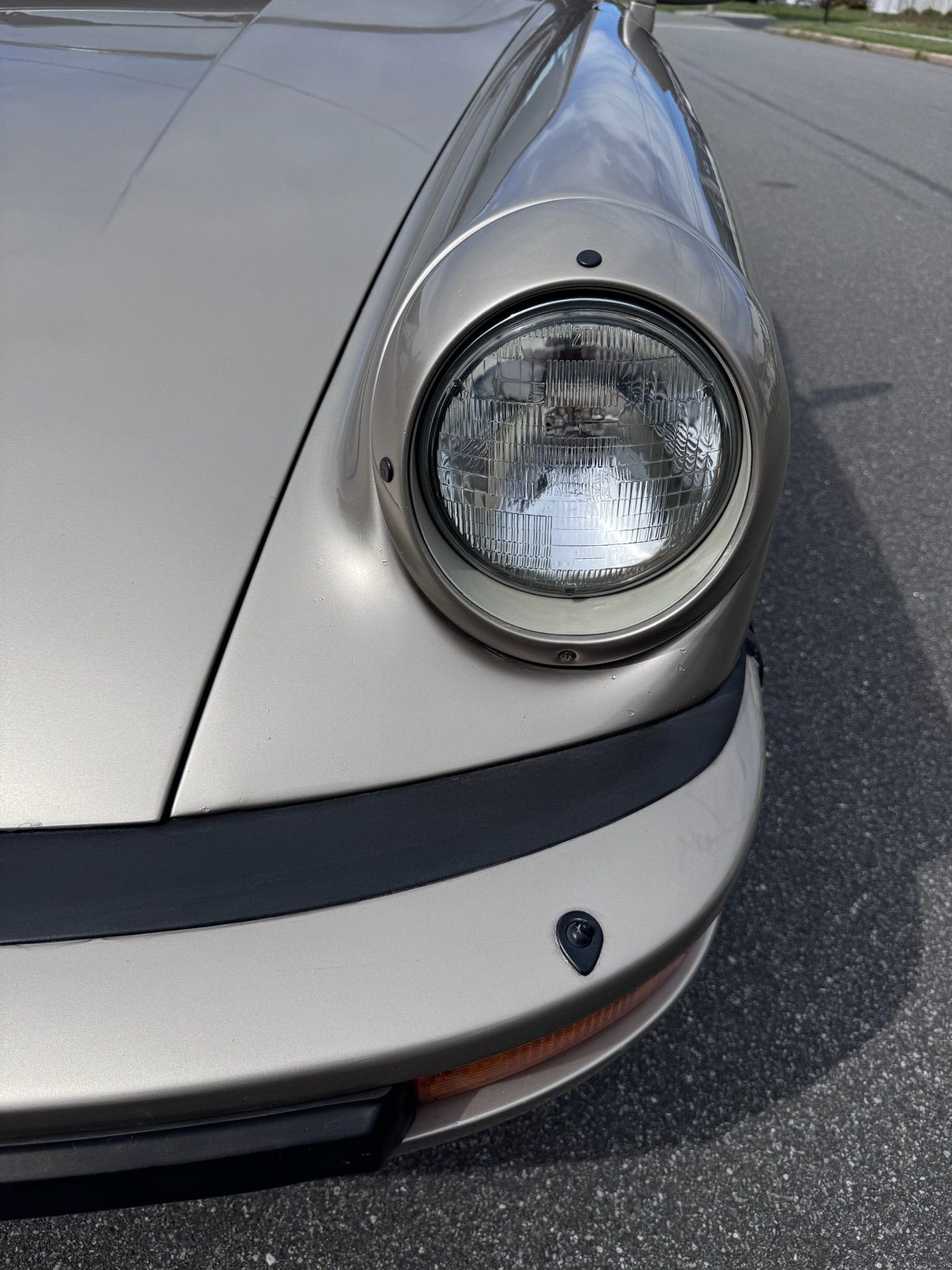1986 Porsche 911 - **FOR SALE 1986 Porsche 911** OR TRADE FOR A CAYMAN ** - Used - VIN WP0AB0913GS120335 - 132,864 Miles - 6 cyl - 2WD - Manual - Coupe - Gold - Massapequa, NY 11758, United States