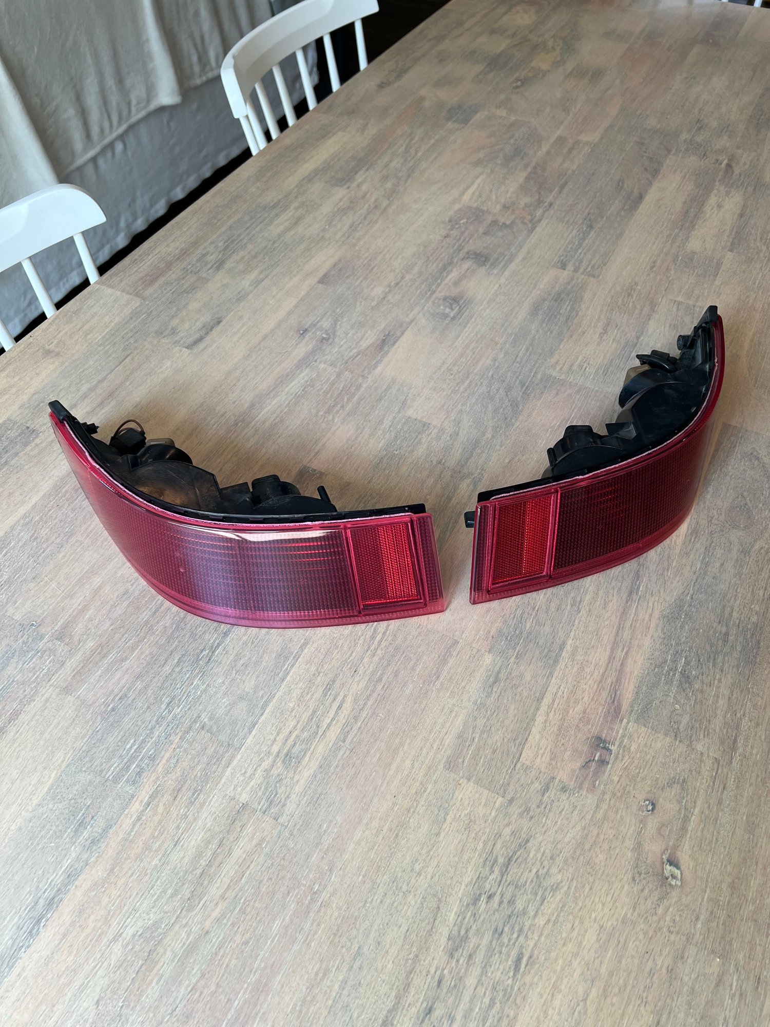 Lights - Porsche 964 Tail Lights - Mint - Used - 1989 to 1994 Porsche 911 - Nashville, TN 37205, United States