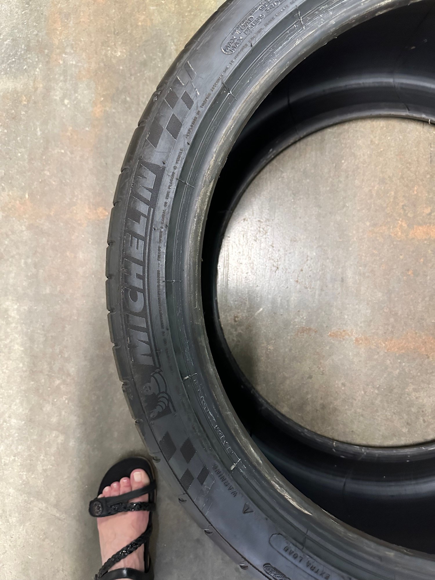 Wheels and Tires/Axles - Michelin Pilot Super Sport Performance  Radial Tires x4 - Used - 0  All Models - Columbus, OH 43221, United States