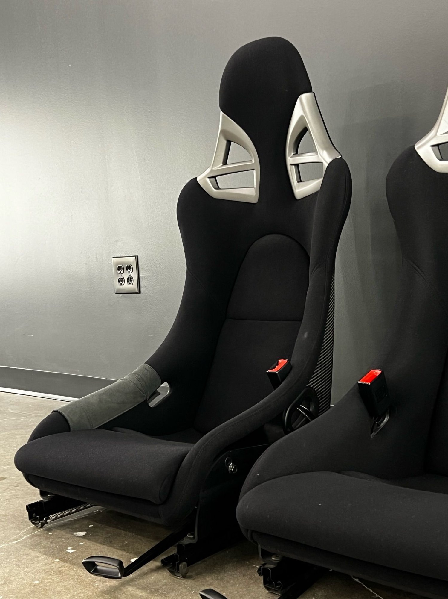 Interior/Upholstery - 2005 Porche Carrera GT Race Seats for sale - Used - 2004 to 2005 Porsche Carrera GT - Doraville, GA 30360, United States
