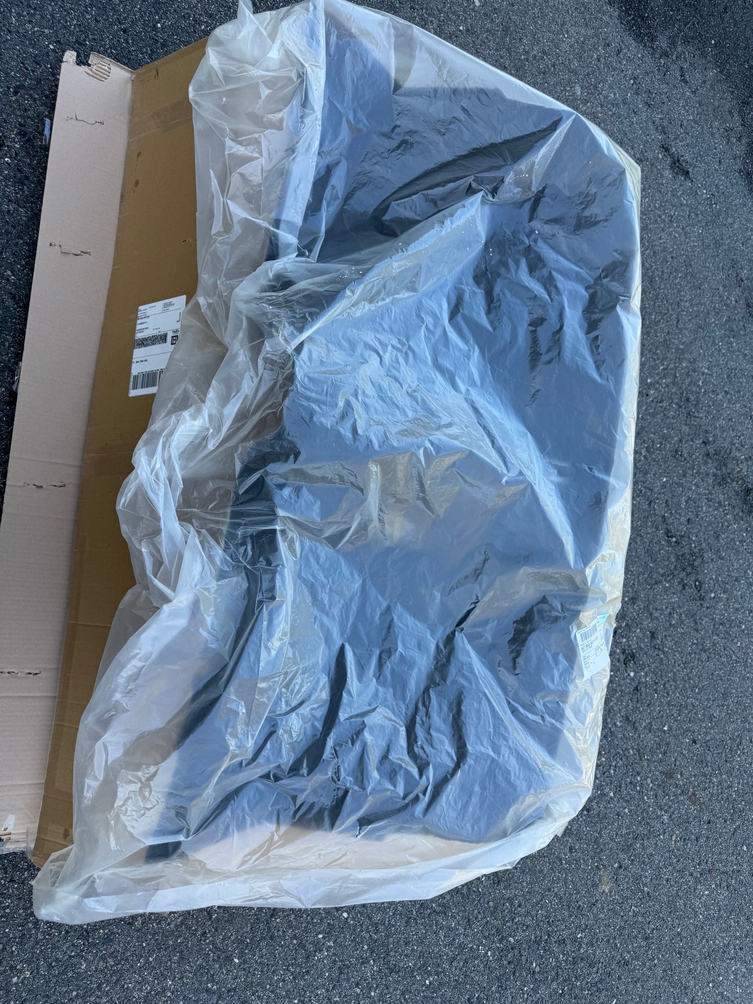 Interior/Upholstery - Porsche 911 992 Rear Seat Carpet - Used - 2020 to 2027 Porsche 911 - Foxboro, MA 02035, United States