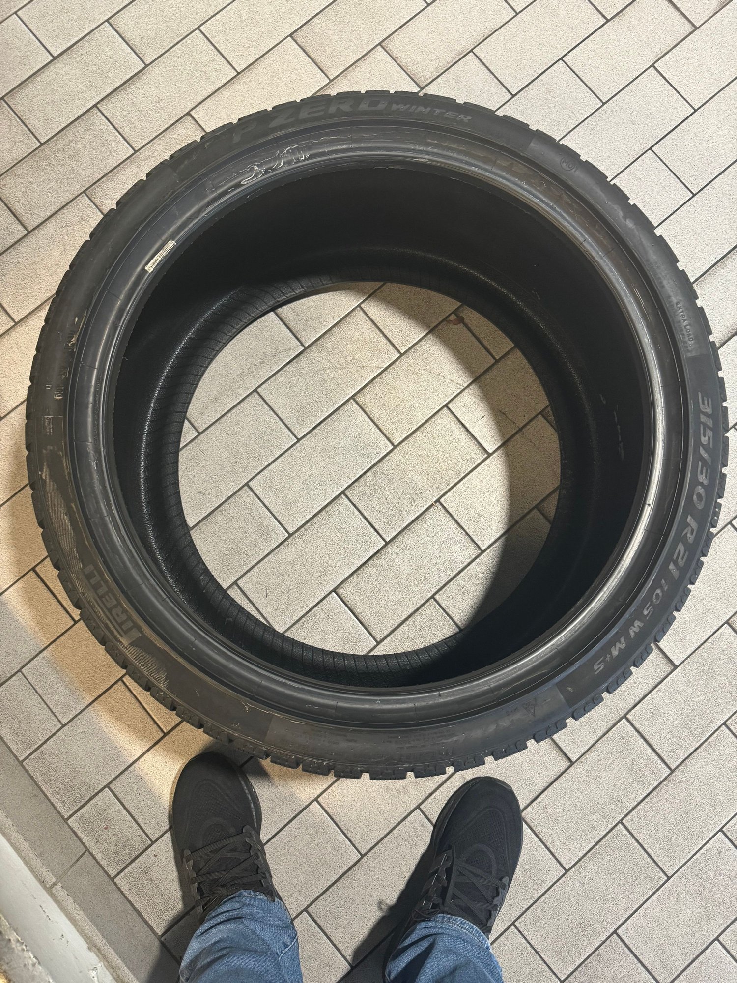 Wheels and Tires/Axles - Pirelli PZero Winter 315/30R21 Tires (2) & Pirelli PZero Winter 255/35/R20 (2) - Used - 2022 to 2024 Porsche 911 - Bethesda, MD 20817, United States