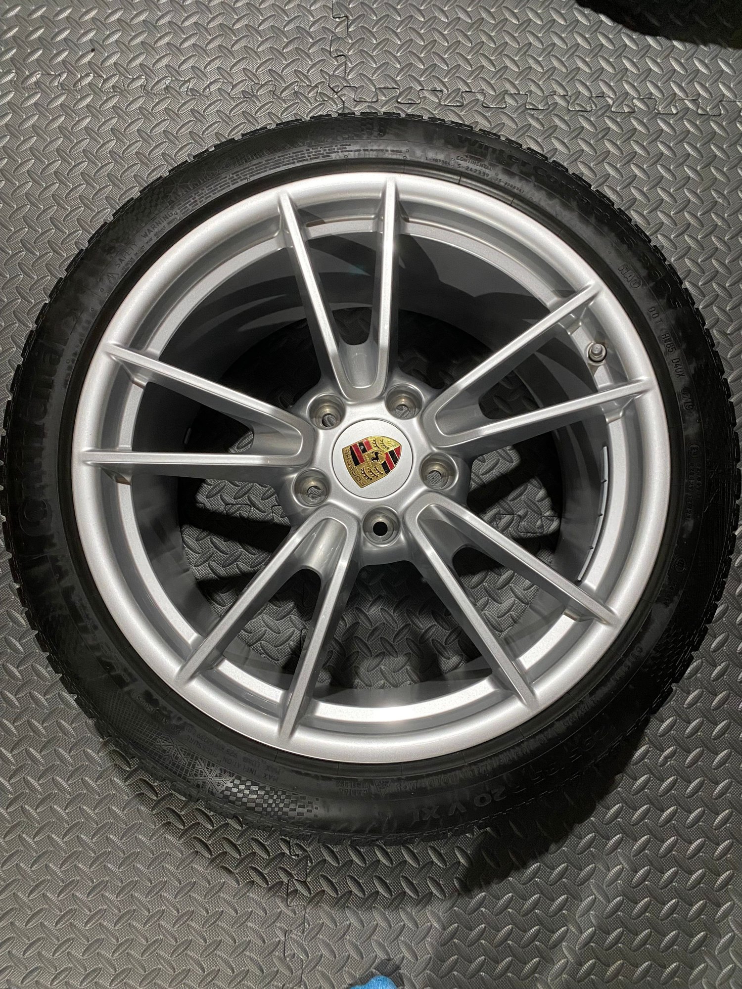 Wheels and Tires/Axles - 911 992 winter wheel and tire set - Used - 2020 to 2024 Porsche 911 - Summit, NJ 07901, United States