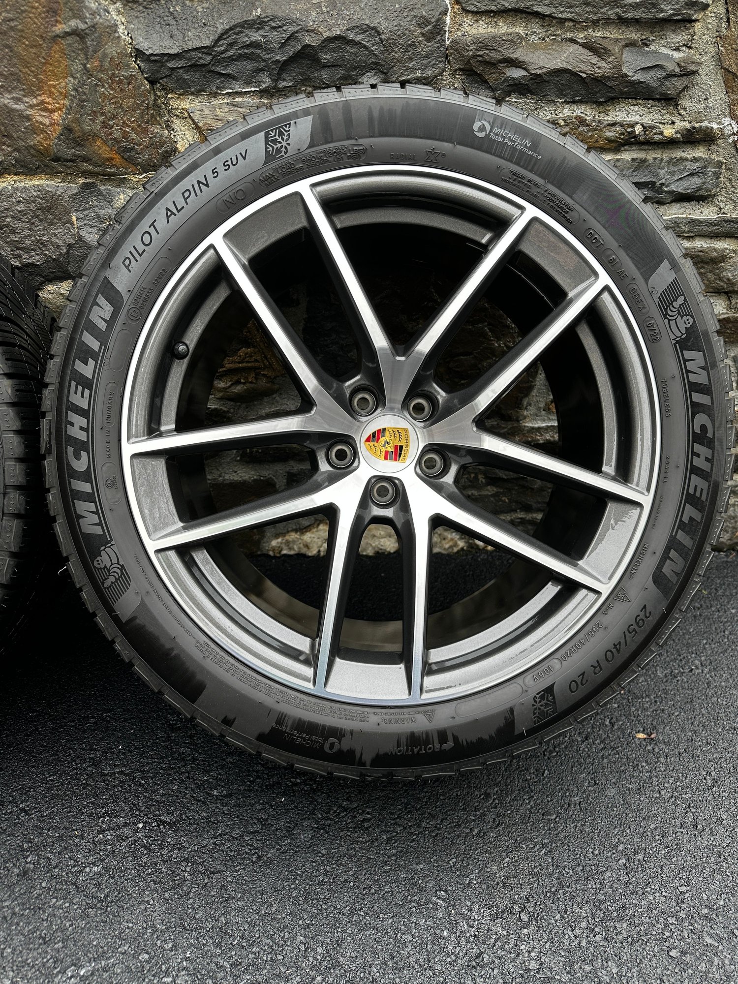Wheels and Tires/Axles - OEM 20" Macan winter wheel / tire set. Only used one season! - Used - All Years Porsche Macan - Poughkeepsie, NY 12601, United States