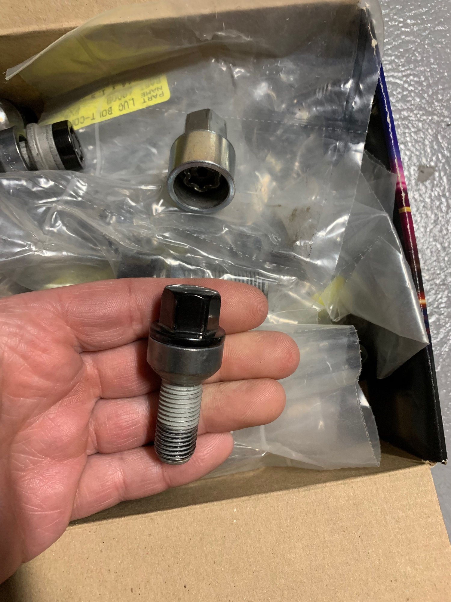 Miscellaneous - Wheel locks and bolts (black) -  McGard - Used - 1999 to 2019 Porsche All Models - Harrisonburg, VA 22801, United States