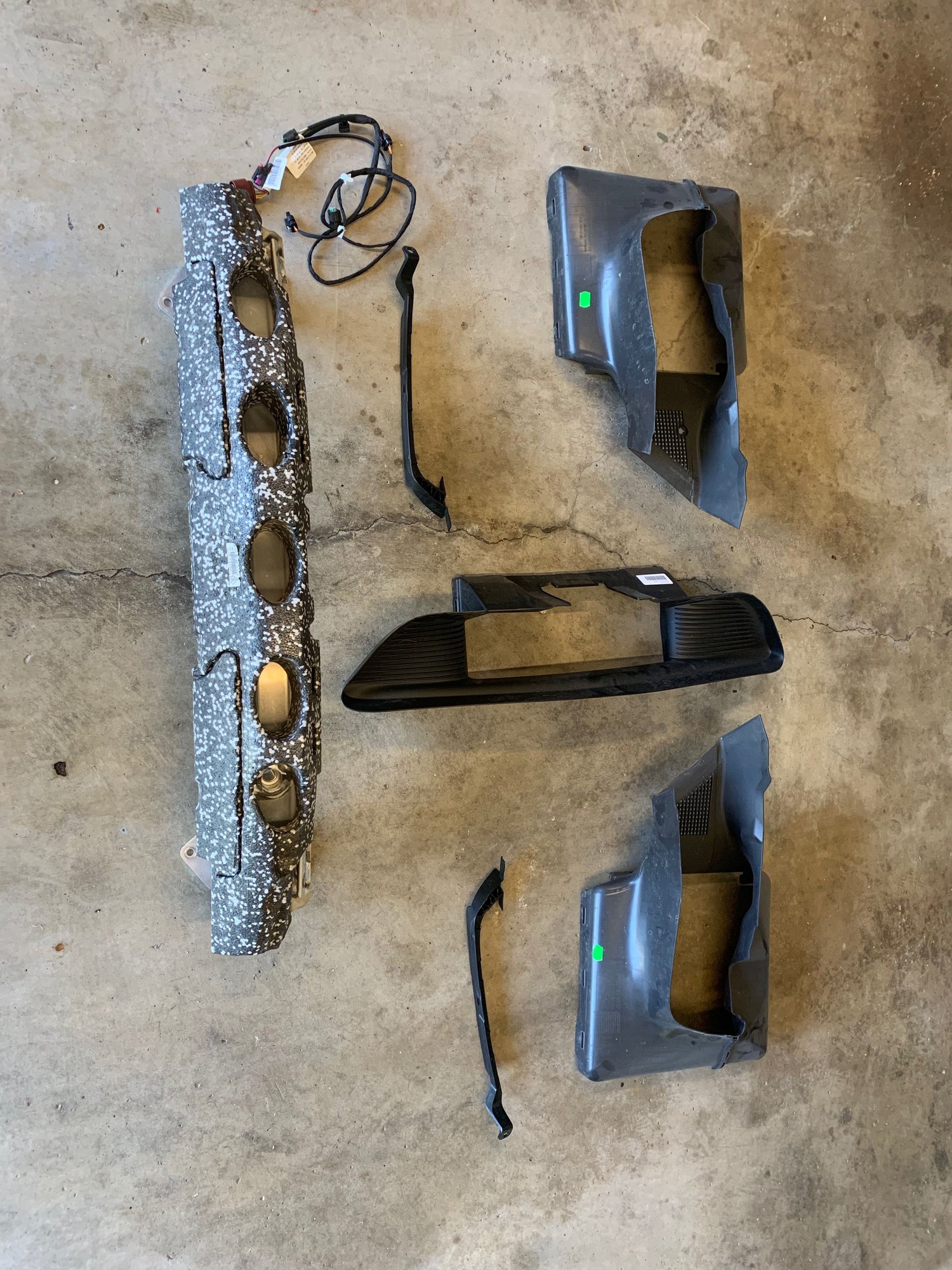 Exterior Body Parts - 2014 2015 2016 PORSCHE CAYMAN 981 OEM FRONT BUMPER KIT - Used - 2014 to 2016 Porsche Cayman - Novato, CA 94945, United States