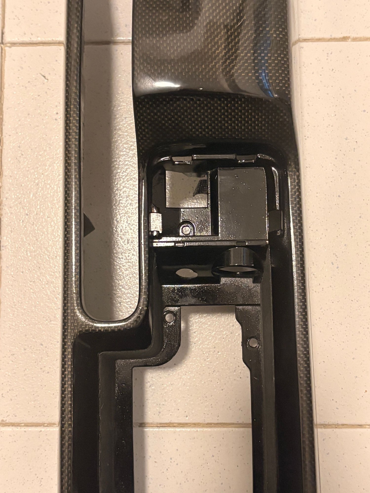 Interior/Upholstery - Carbon Center Console OEM 997 - Used - 2005 to 2012 Porsche 911 - Monaco, Monaco