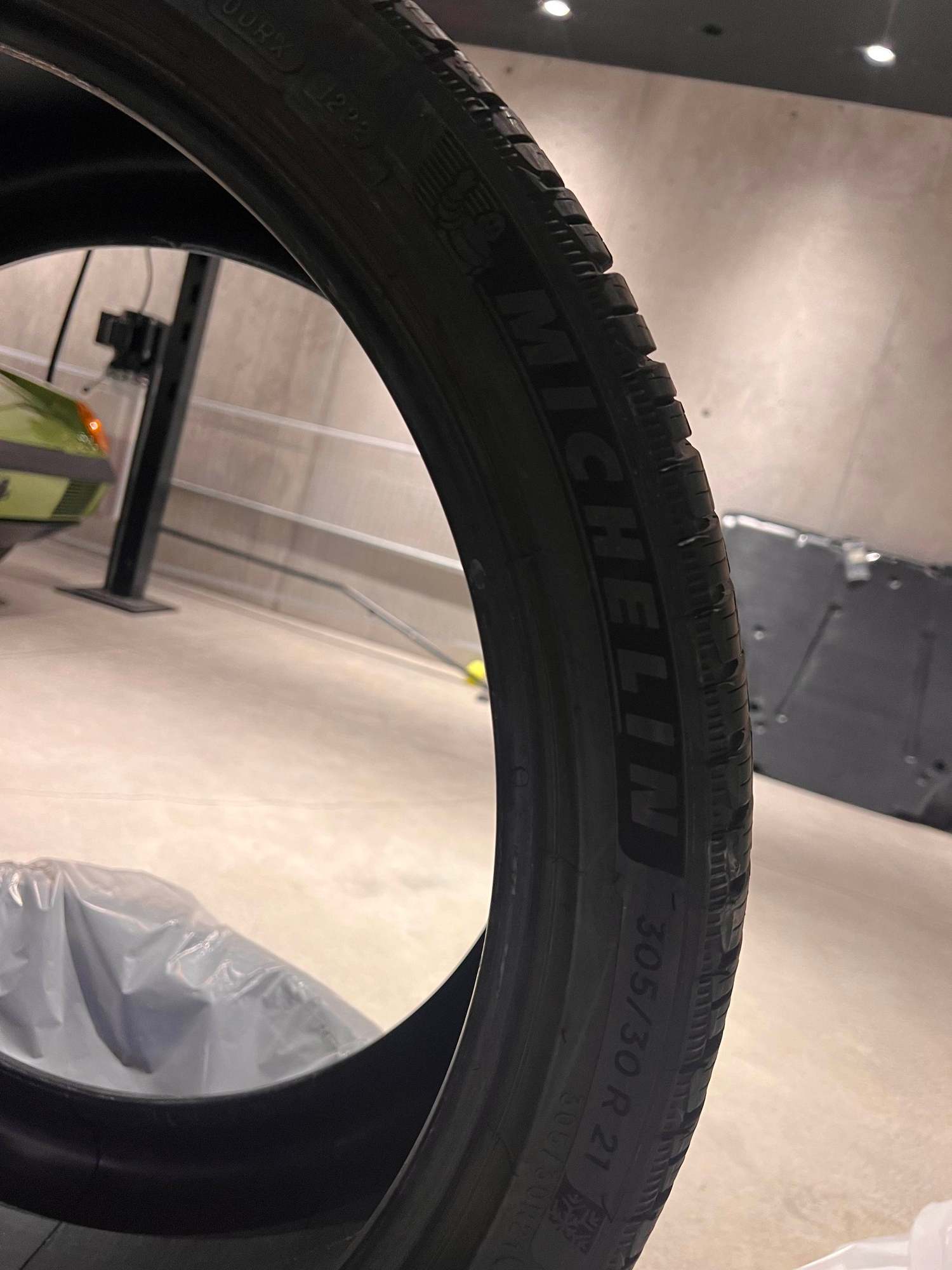 Wheels and Tires/Axles - Michelin Alpin 5 Snow Tires - 245/35-20  305/30-21 (off of a 992 GTS 4 Targa) - Used - All Years  All Models - Incline Village, NV 89451, United States