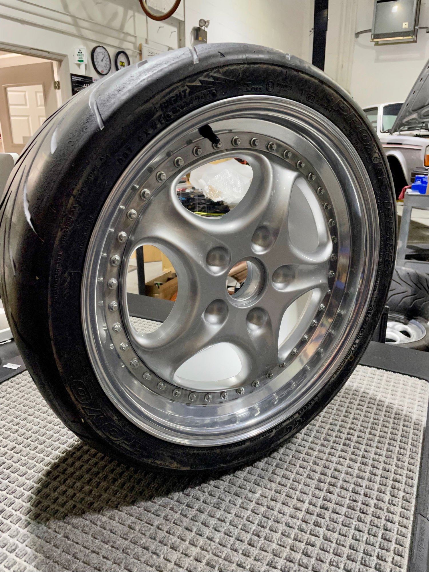 Wheels and Tires/Axles - Porsche 993 Supercup 18" Wheels by Speedline (Two Sets) - Used - 0  All Models - Keswick, VA 22947, United States