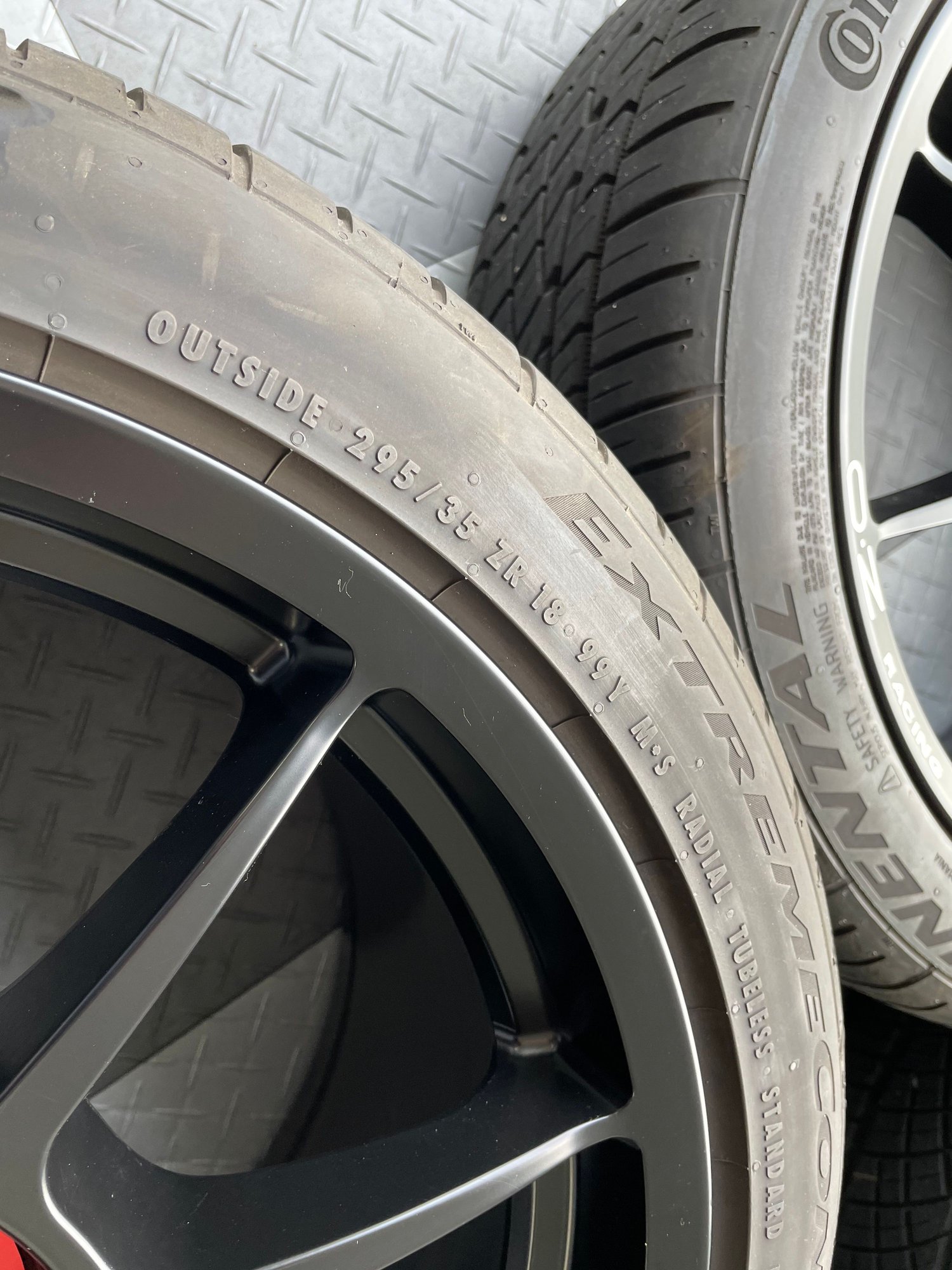 Wheels and Tires/Axles - 18" OZ Challenge Centerlock Wheels with Tires and TPMS Sensors for 997.2 GT3 - Used - 2009 to 2011 Porsche GT3 - Redmond, WA 98052, United States
