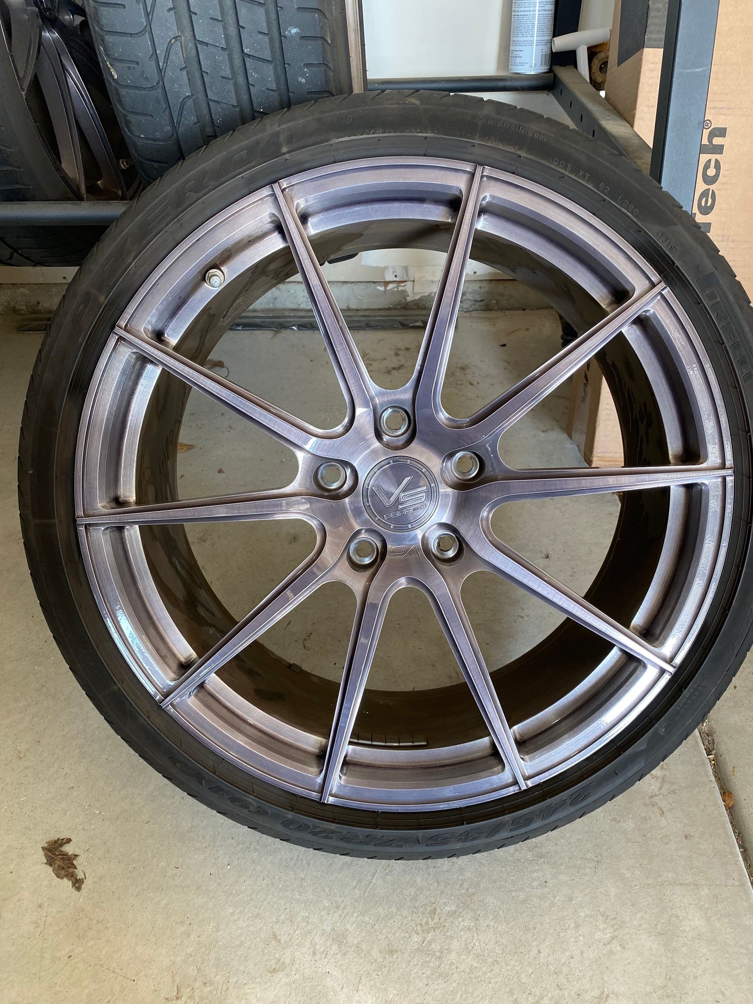 VS VS01 wheels for 991.1 narrow body fitment Excellent
