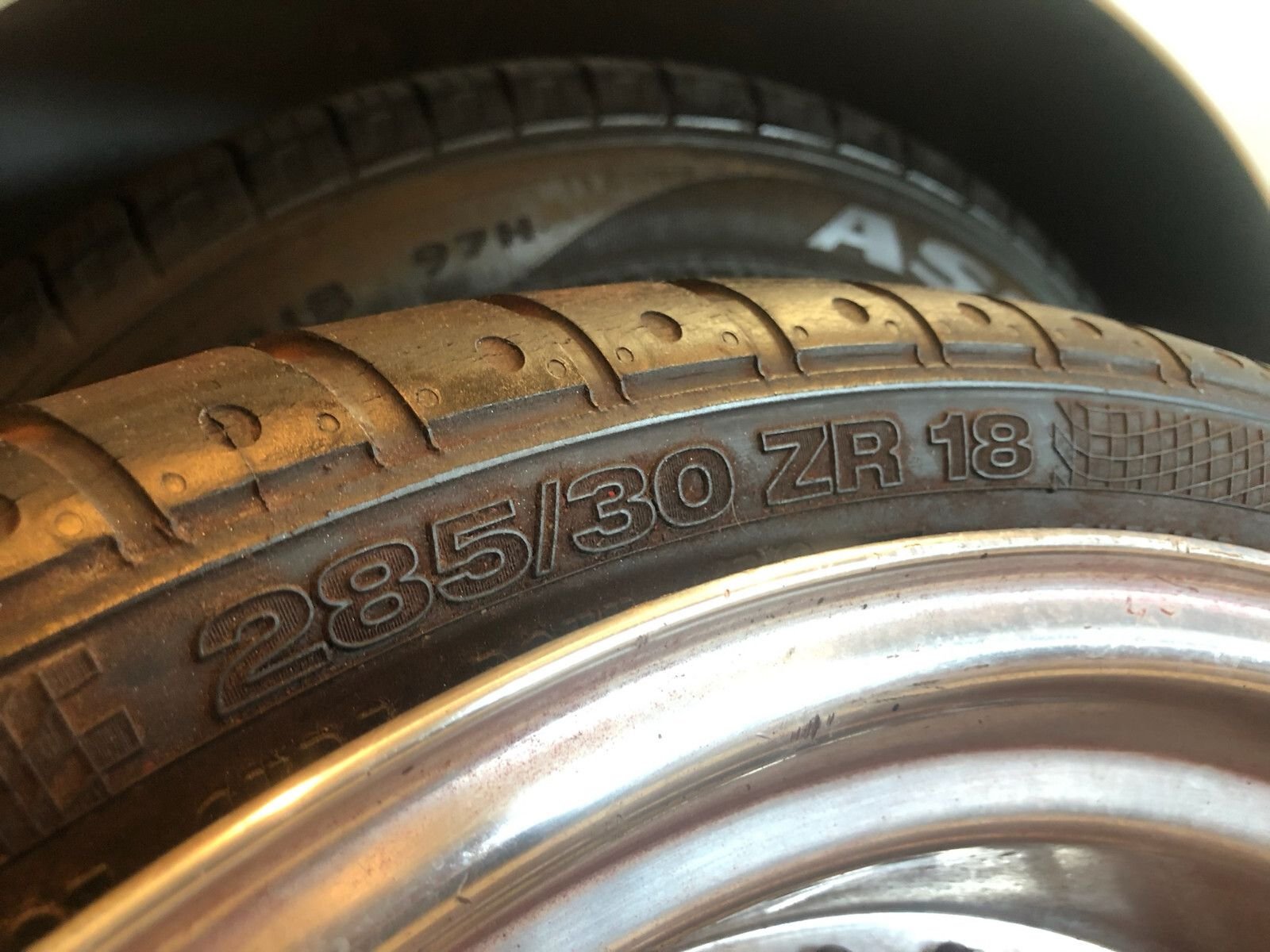 Wheels and Tires/Axles - New 1 Porsche 930 3PC Light Weight Whee1 &285 30 ZR18 Tire - New - 0  All Models - Orlando, FL 32837, United States