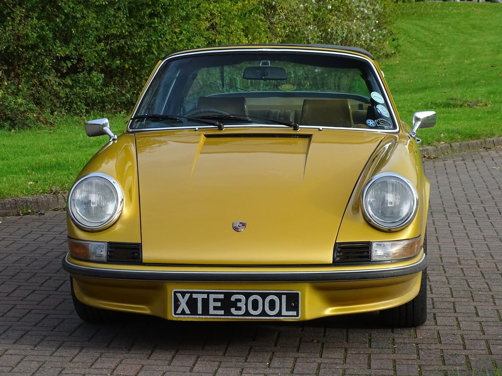 1973 Porsche 911 - 1973 Porsche 911 E 2.4 Targa - One of only 59 UK RHD, 1/1 in this colour - Used - VIN 9113210551 - 133,000 Miles - 2WD - Manual - Gold - Runcorn WA71TA, United Kingdom