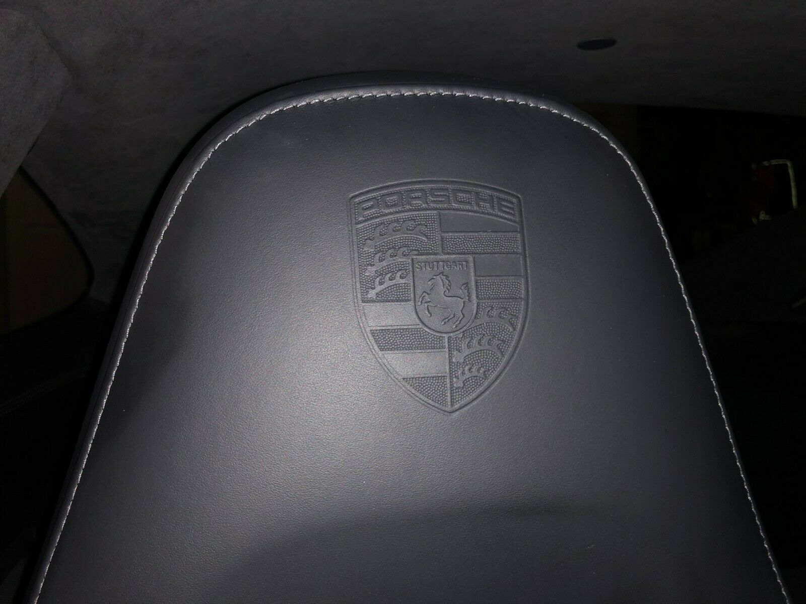 Interior/Upholstery - PORSCHE 991 981 & 718 OEM GENUINE ADAPTIVE 18 WAY BLACK LEATHER SEATS WITH CREST - Used - 2013 to 2019 Porsche 911 - Lee's Summit, MO 64064, United States